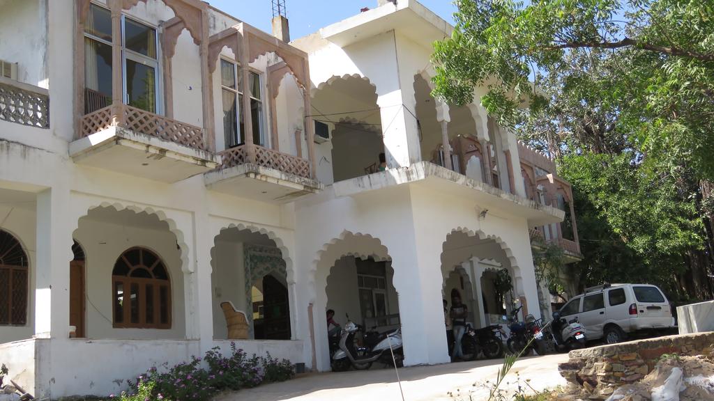 Radhika Palace Hotel Pushkar